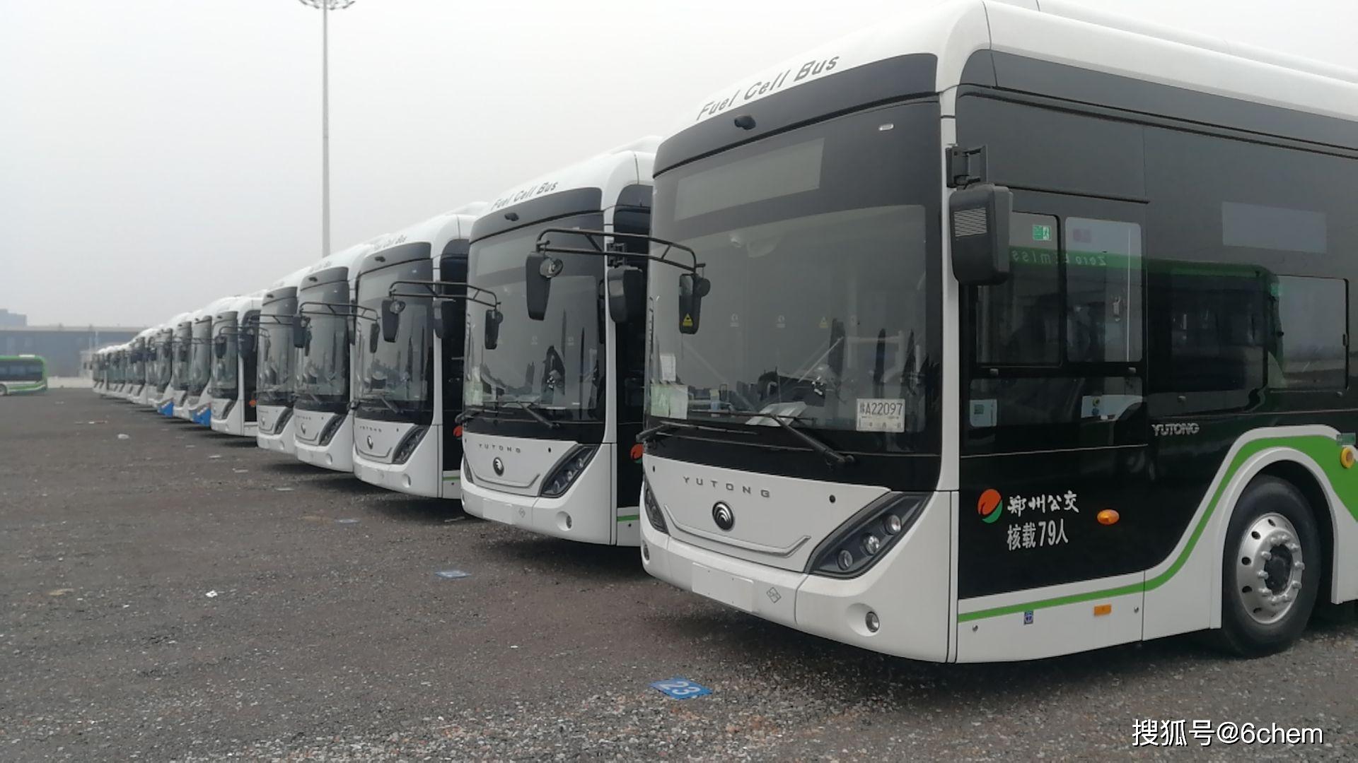 郑州新增20台氢能源公交上线为市民春节期间出行保驾护航