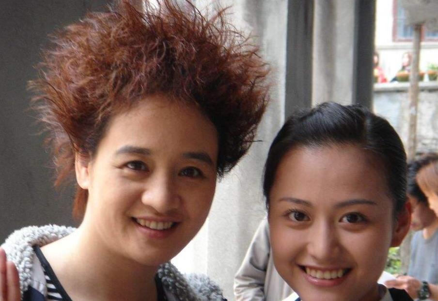 美籍华人李慕华,但是后来因为文化差异选择了离婚,如今54岁的伍宇娟