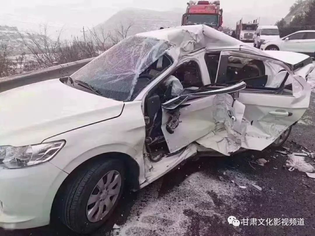 会宁县县长出车祸图片