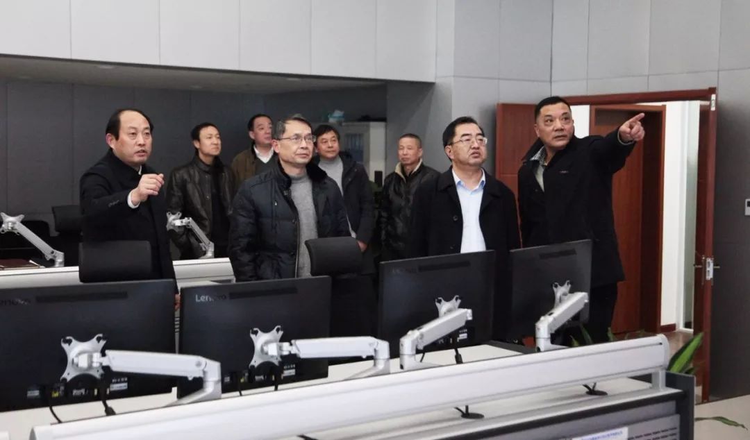 工商银行武汉分行保卫部总经理陈国平一行到公司考察交流