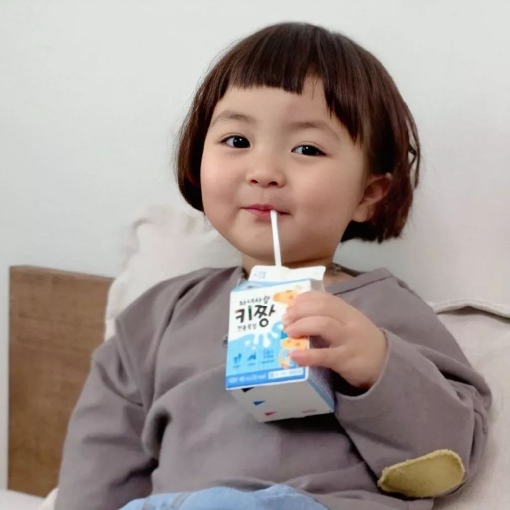 头像冬天没有甜甜的恋爱只会把人冻成憨憨