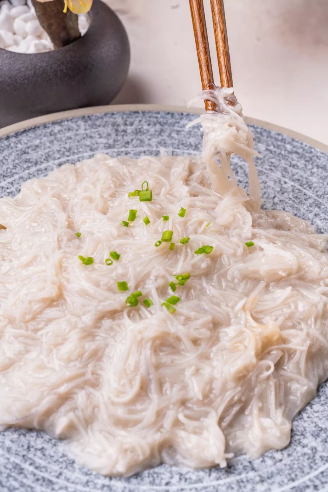 识君臺阁步云人",文化人的特权啦~所有的藕丝都根根分明,简直比我的