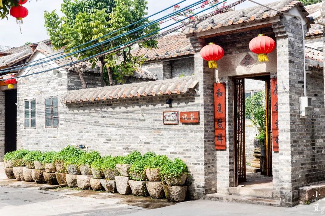 德云居就最大限度地保持历史建筑的原貌,只经过微调修复,就变成了现在