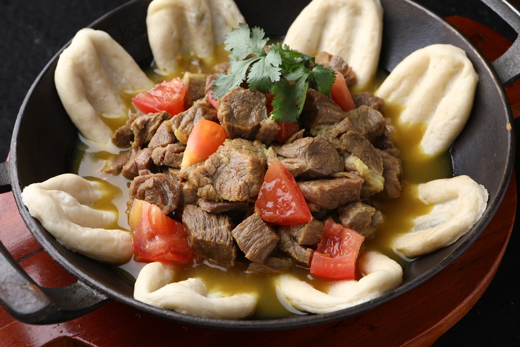 爆味小地锅万众一心共克时艰