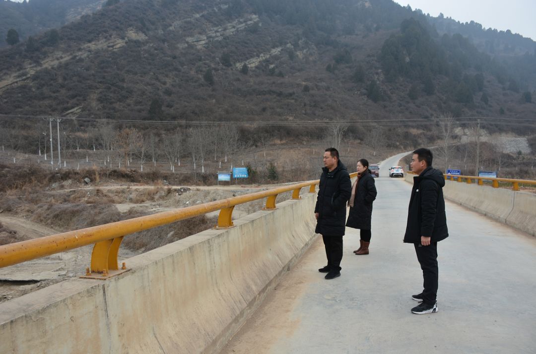 杨店动态杨店镇积极开展河道巡查落实河长制