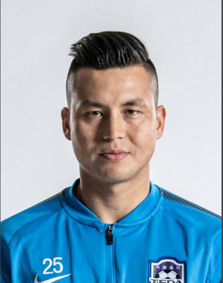 上海上港再添新援天津泰达队长木热合买提江莫扎帕加盟