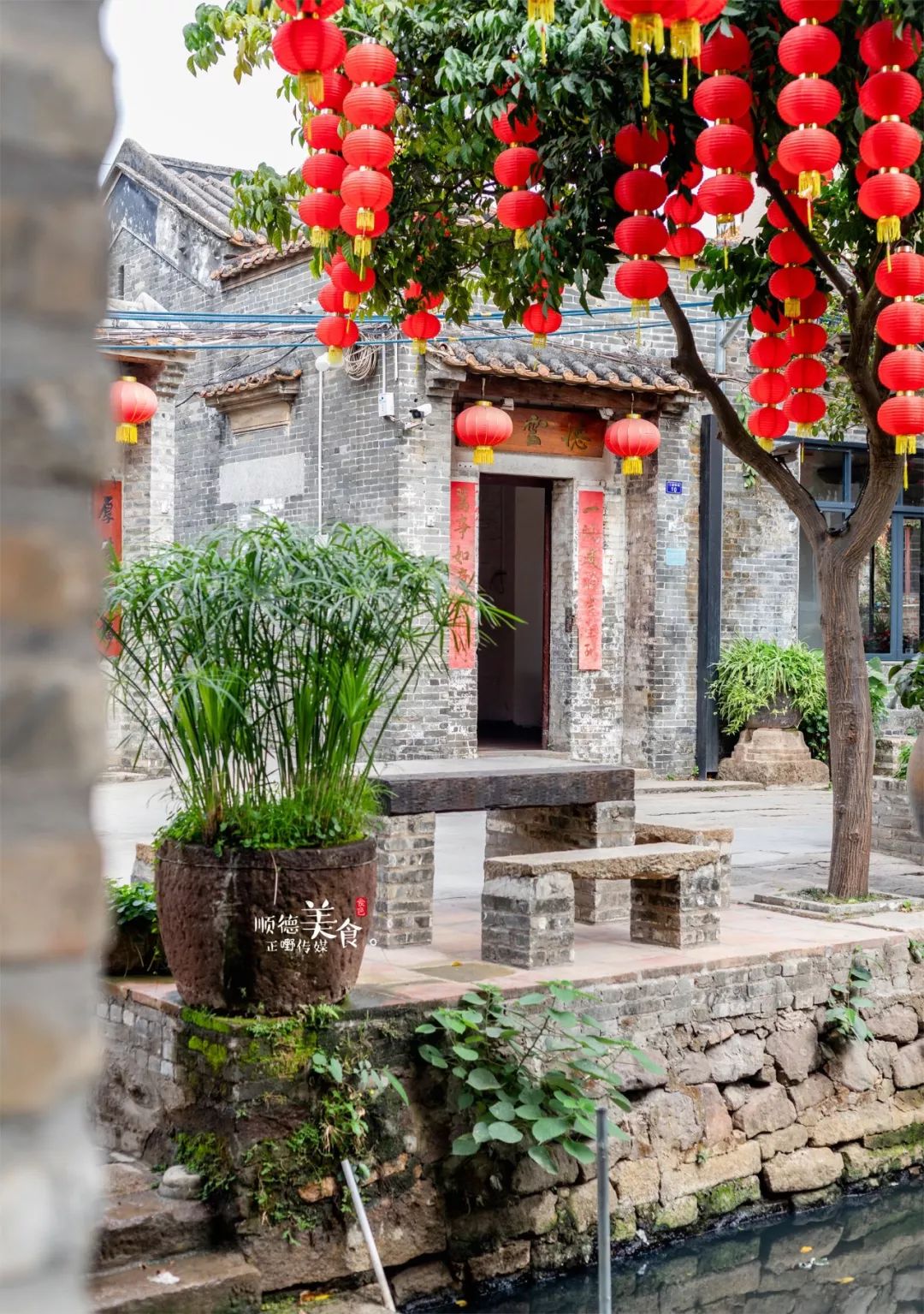 德云居就最大限度地保持历史建筑的原貌,只经过微调修复,就变成了现在