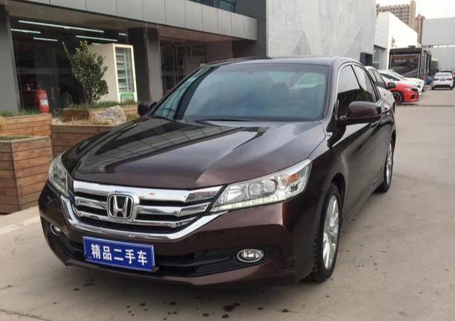 14年九代雅阁24l豪华型二手车值得入手吗