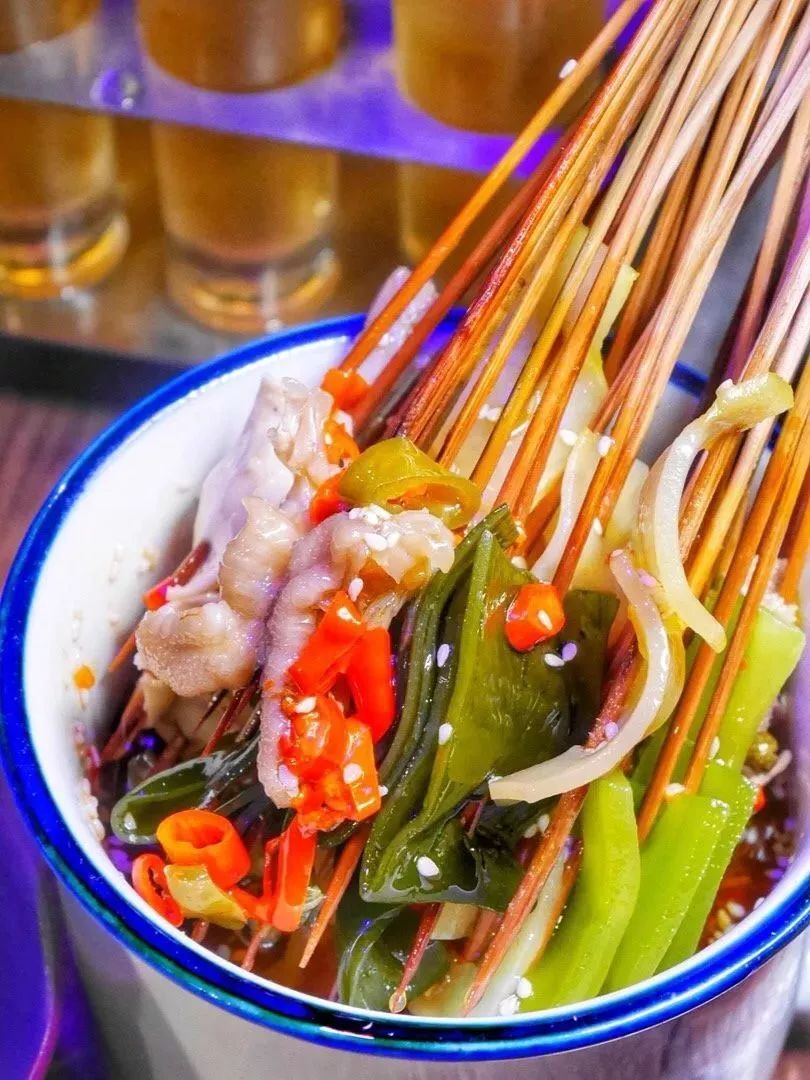 成都凌晨3点还在排队的贰麻酒馆终于开到宜宾啦