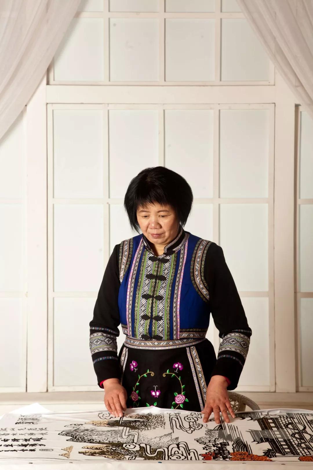 富川瑶族织锦技艺省级传承人李冬梅入编2020中国百强非遗人物年鉴