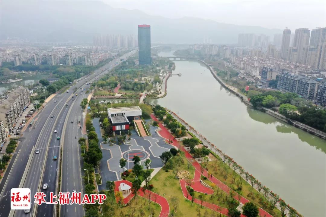 今天上千人来了,美丽,健康走起来_光明港公园