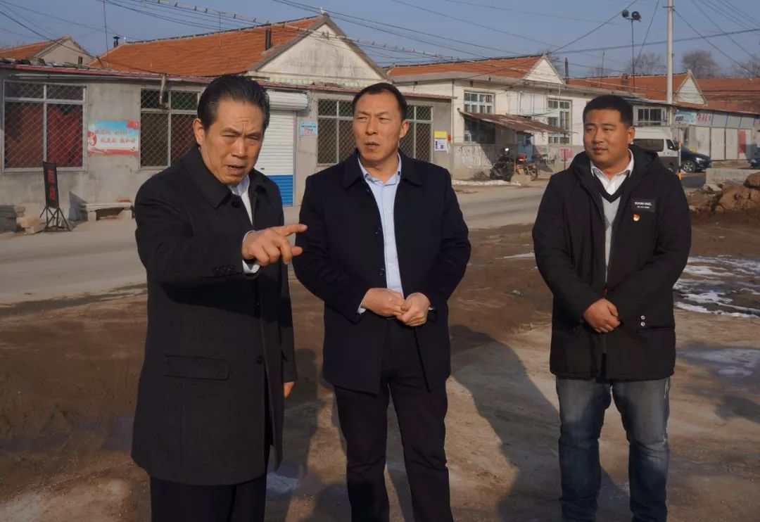 市外事办走访慰问蓬莱市大辛店镇大杨家村