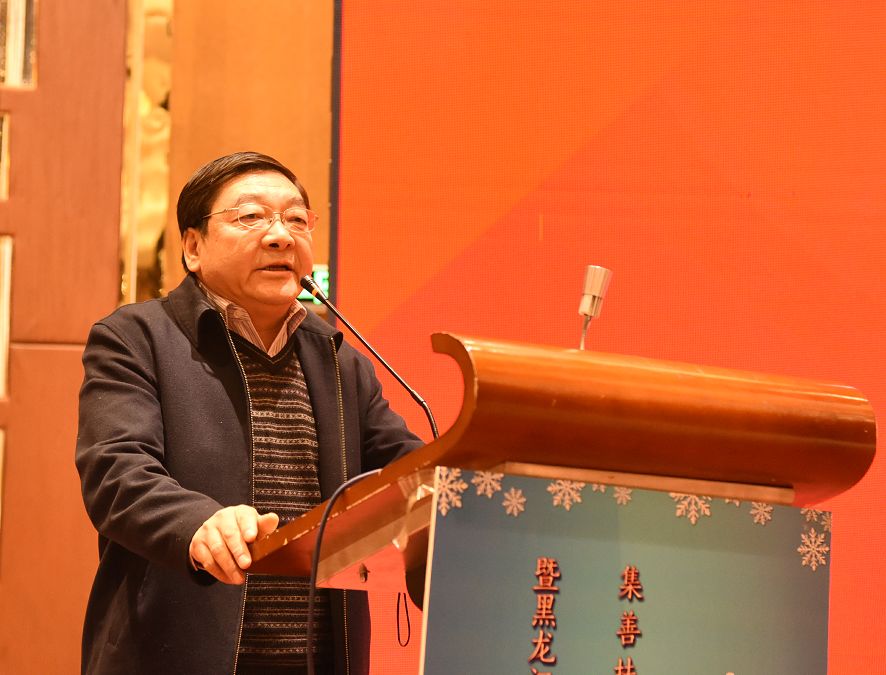 我院纪委书记王文致辞我院骨科主任闫景龙教授致欢迎词我院骨外科四