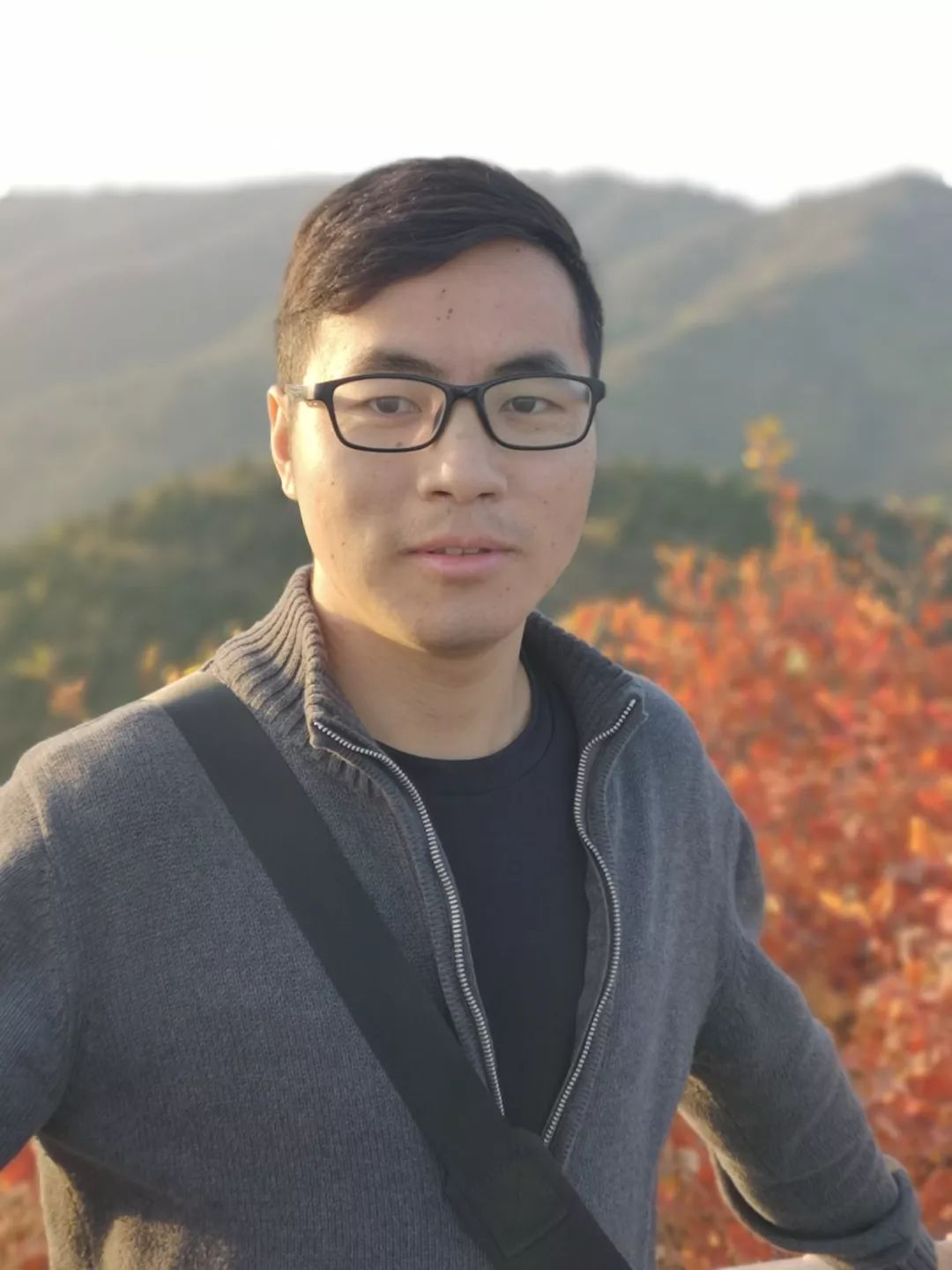 黄俊翔杭州-冯光辉这些在2019闪闪发光的人和事都是照亮2020的灯火