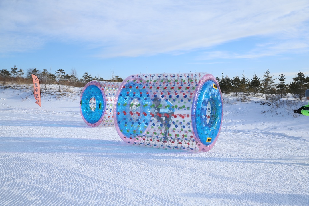 高铁出游打卡新地标|万龙娱雪乐园,冰天雪地新乐趣