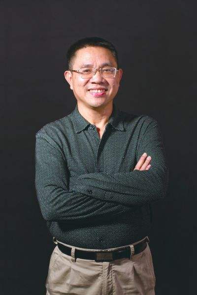 富豪过年拿出2个亿盖别墅,免费送给村民,结果却连祖坟也被挖了_陈生