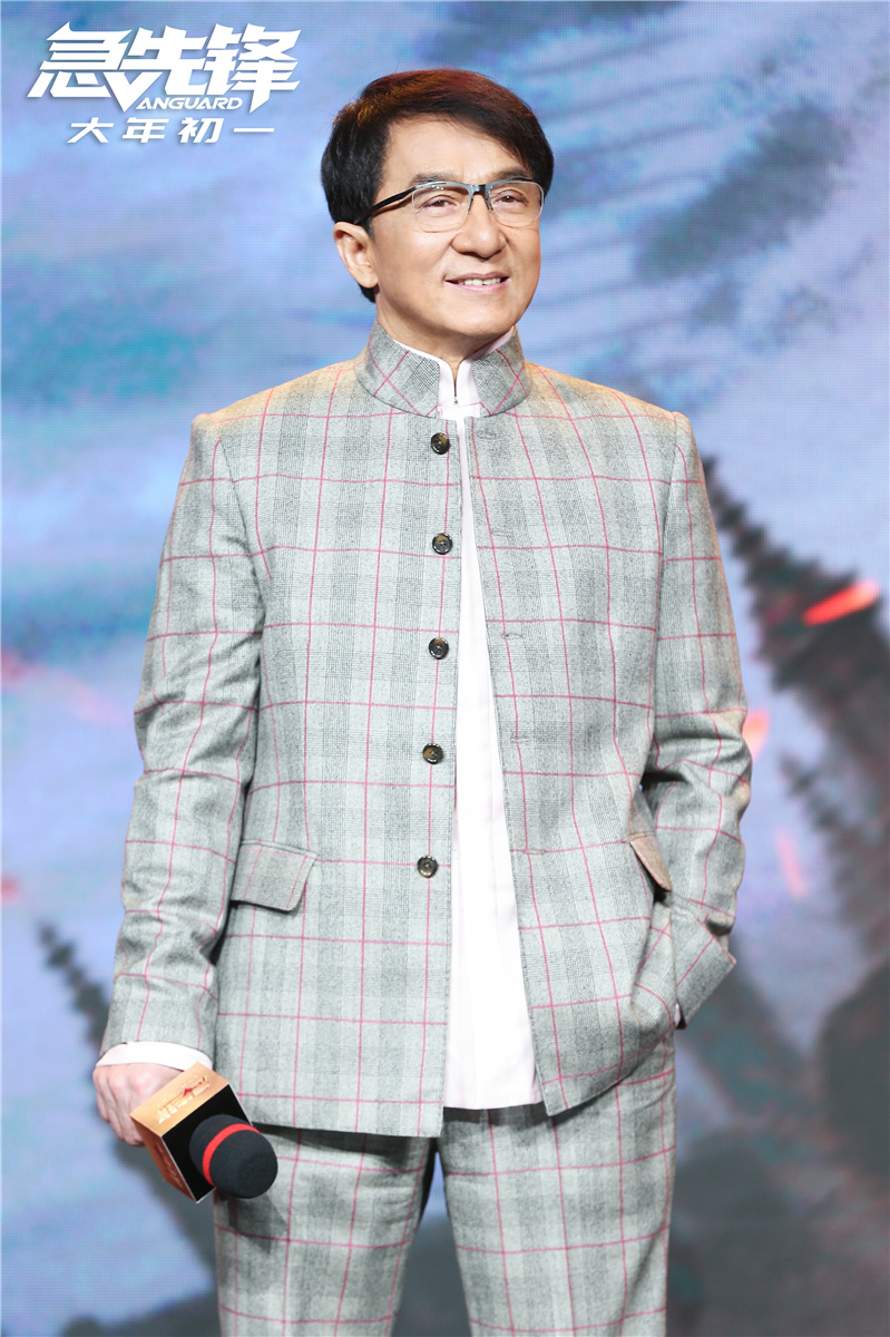 成龙主演急先锋动作设计再升级赞杨洋特别拼