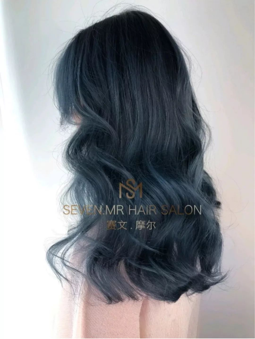 一点发质染后需要注意护理吼雾霾蓝要比蓝黑色显白洋气得亚批太美了