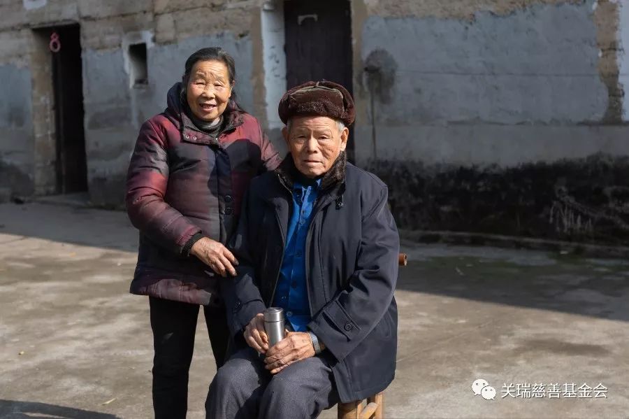 恩爱夫妻老来伴健康快乐老爷爷(88岁)健康恩爱夫妻健康长寿老奶奶(91