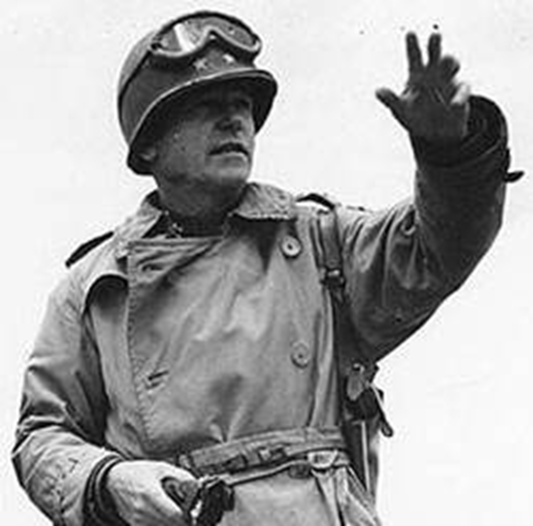 一下美军那边,他们在这一场战争中,战死的最高将领名叫"沃尔顿·沃克"