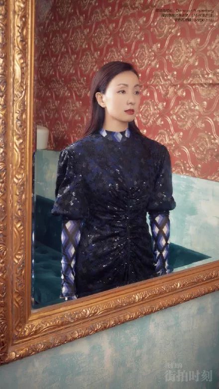 看完精英律师我迷上了粟娜的裙子