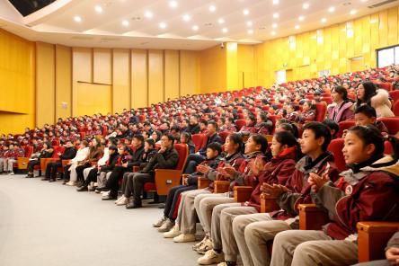 繽紛冬日與博雅同行宿遷市蘇州外國語學校20192020學年第一學期休業式