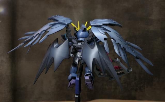 sd比例黑夜配色飞翼高达模型