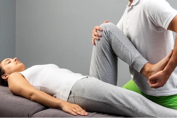 膝部疼痛的正骨调理手法全程分享,调理膝关节疼痛,您学会了吗?