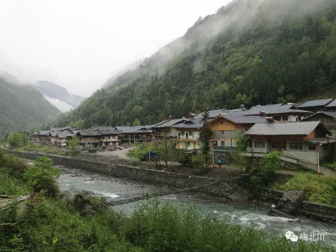 北川羌族自治县青片乡高峰村 高峰村是绵阳市一个自然村,毗连尚武村