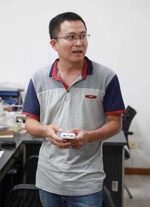 第一批华强北档口老板,曾蜗居出租屋,如今年销过亿_周树森