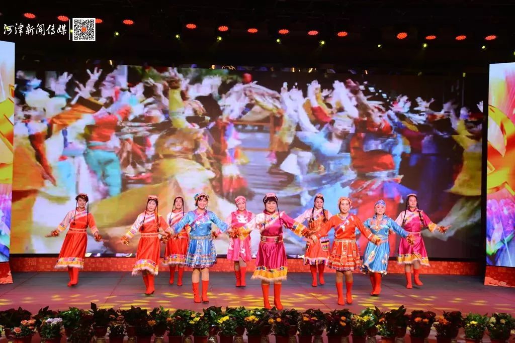 春节文化活动河津2020年干板腔迎春晚会录制完成