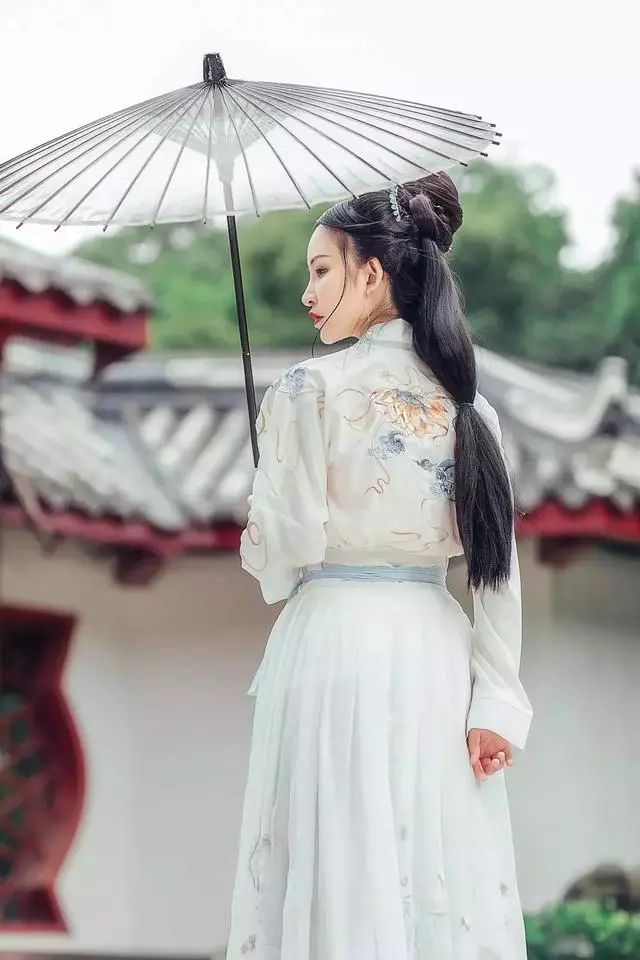 汉服拍照姿势丢掉傻笑剪刀手这几个姿势让你成为点赞王