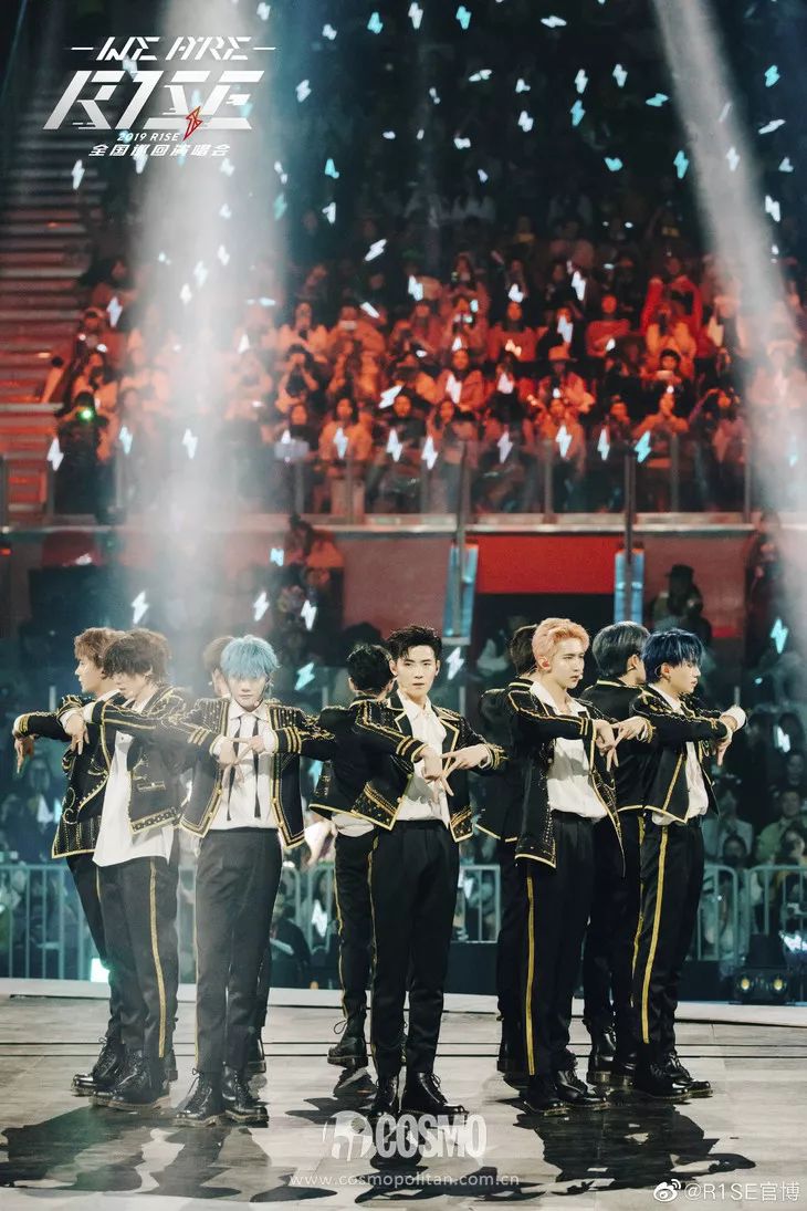 红人馆刘昊然摇花手周震南跳爱河土味视频害人不浅