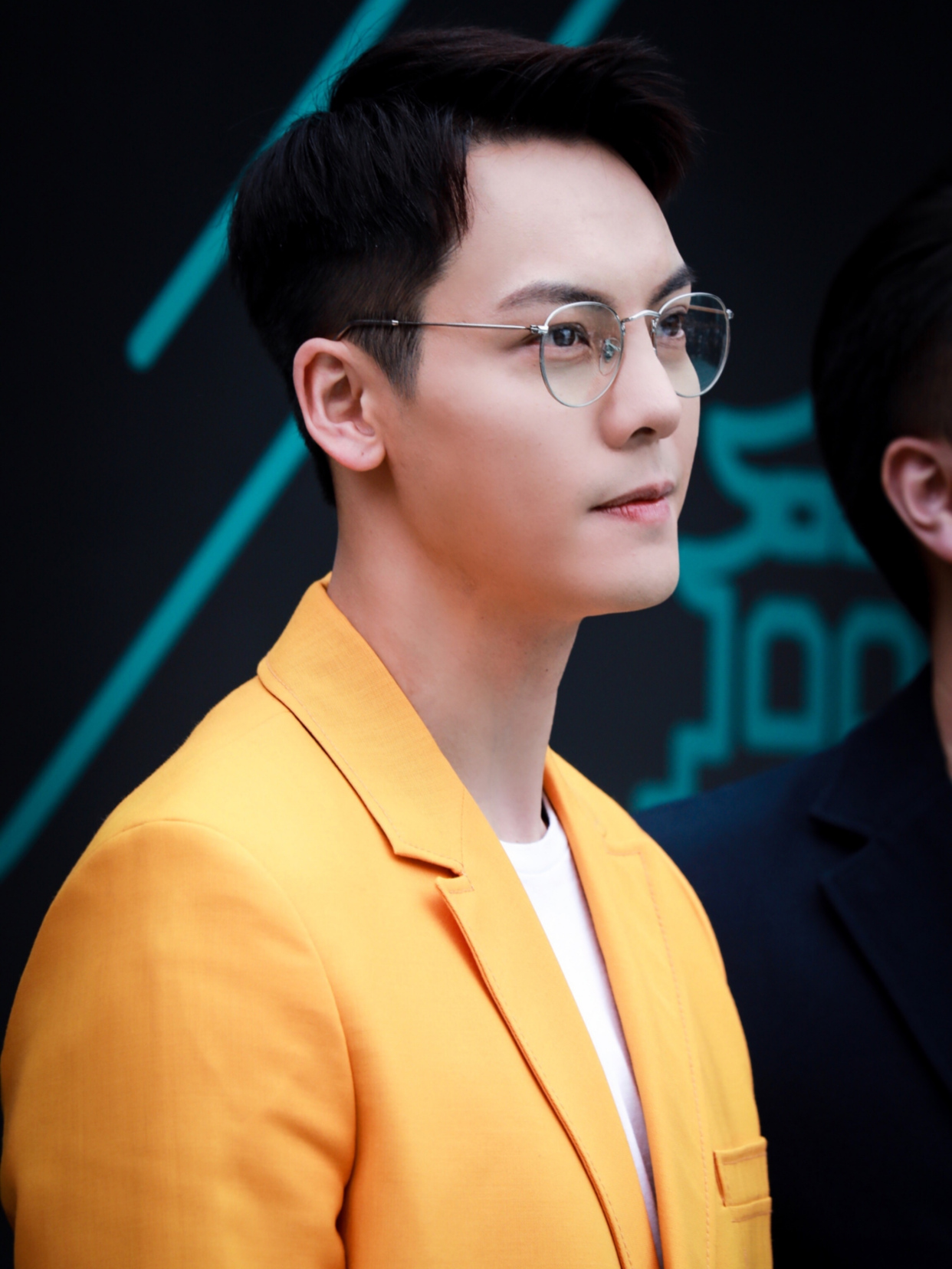 最近很火的金边眼镜复古又文艺肖战和李现都上头了