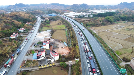 地处粤北重要出省通道的京港澳高速粤境北段(京珠北)和乐广高速韶关段