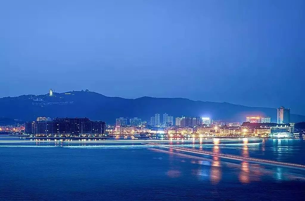 岱山与金山密切合作长三角一体化迈入新的历史时期