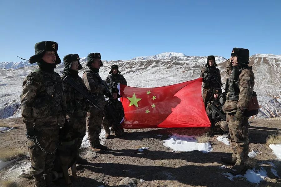 新春走基层丨巡逻路上为何喜欢吃雪水煮泡面边防官兵告诉你