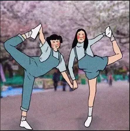 漫画:闺蜜们一起拍摄时的沙雕姿势