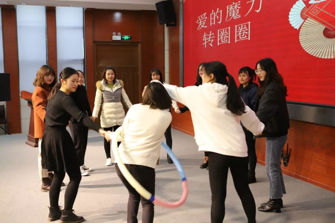 绕圈圈 来自搜狐网