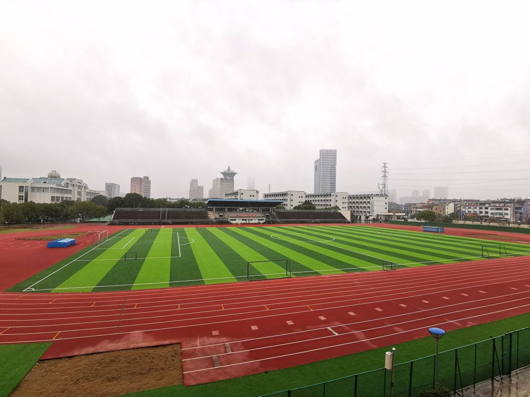 感恩母校行走进浙江省宁海中学风华书院