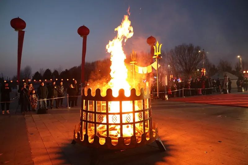 达旗举办蒙古族传统祭火活动