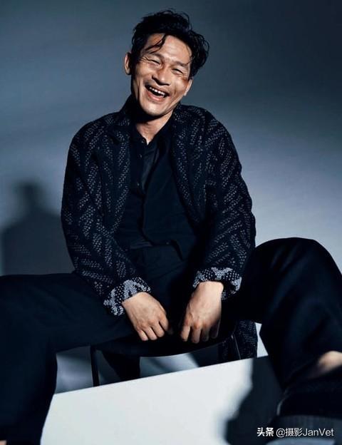 余皑磊出道正好二十年