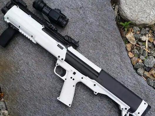 图片来源于网络,如有侵权,请联系删除ksg霰弹枪向下抛壳,抛壳口位于