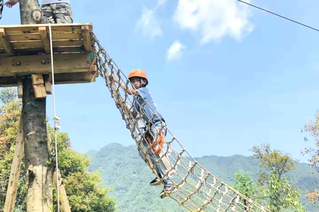 2020夏令营百年德国户外探险营重磅来袭上天入地飞檐走壁勇气的大门等