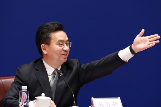 交通运输部新闻发言人吴春耕表示,关于"银行抢占etc