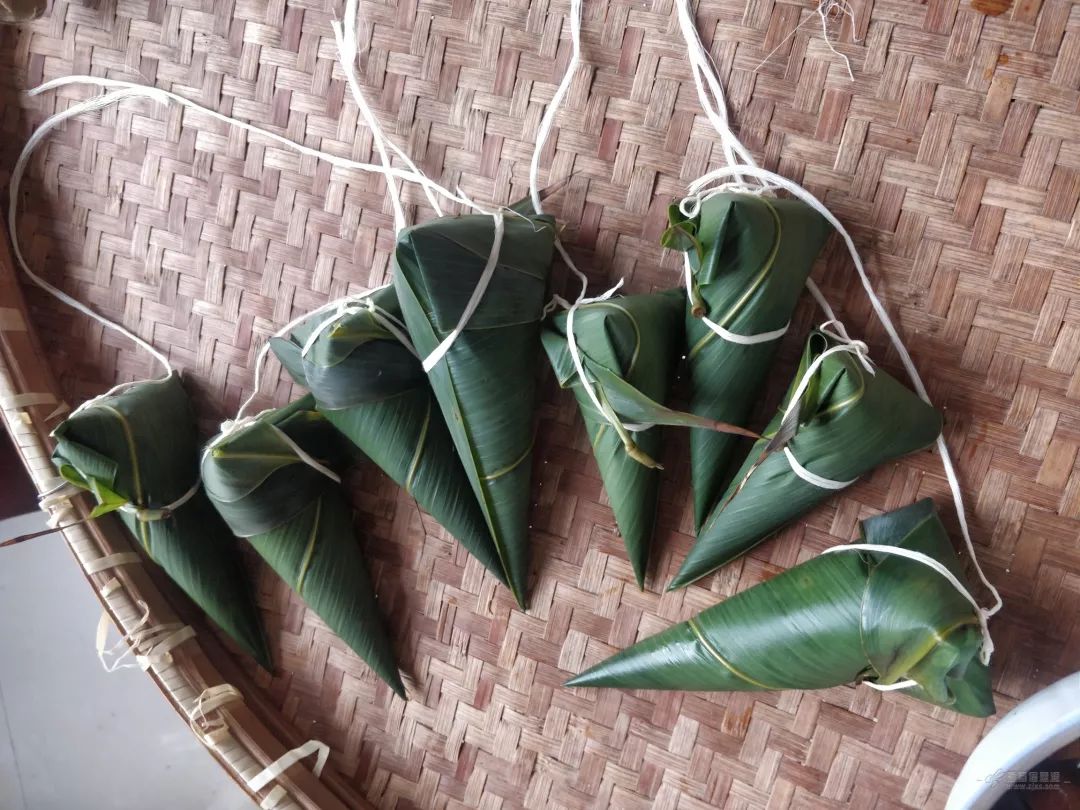 当新昌人竹竿上挂满粽子离过年就不远了