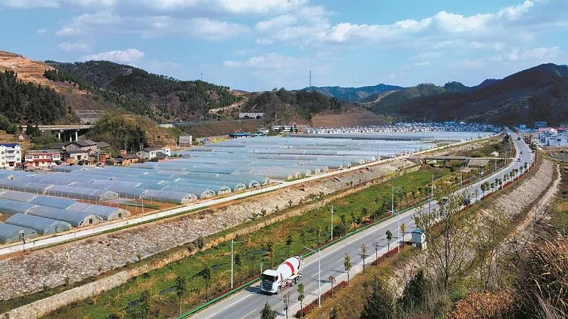 丹江口市丹趙路辦事處計家溝村土關埡鎮龍家河村丁家營鎮饒祖鋪村龍山