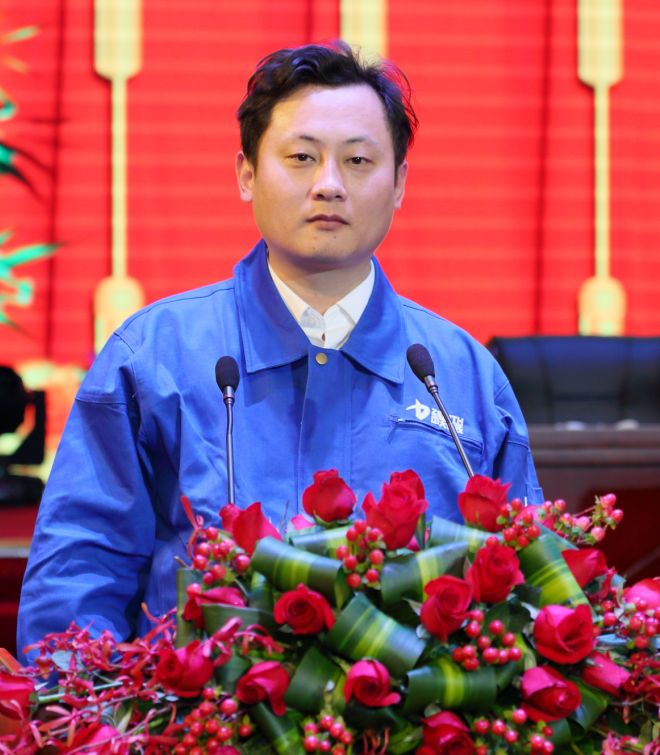 董才平强调,要突出"全局化"的视野,推进生产制造实现新作为;要突出"