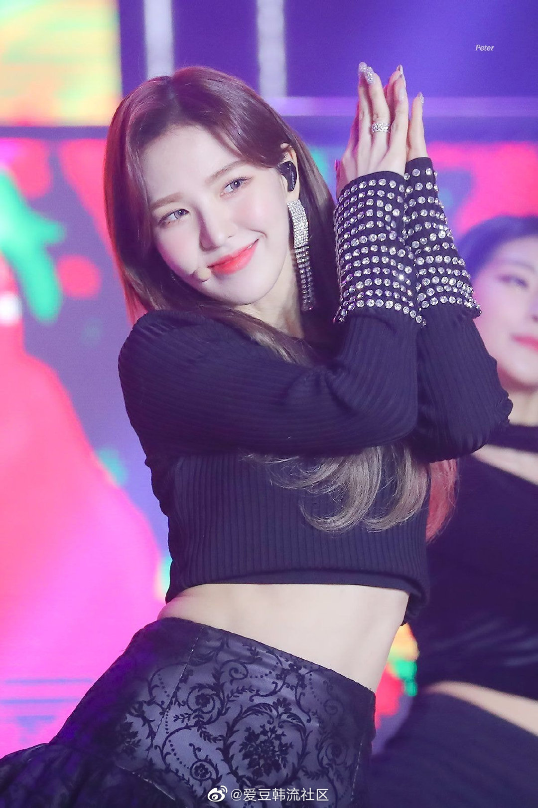 theqoo热议:wendy剪短发前留过的绝美长发