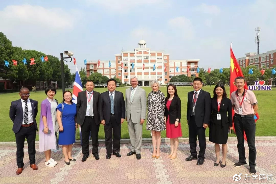 领科也获得了上海唯一一所被剑桥大学访问的国际学校的殊荣,升学结果